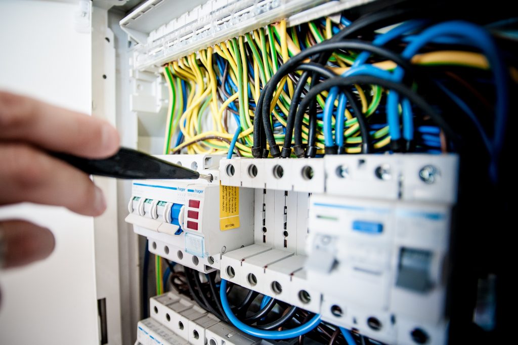 electrical work in dubai